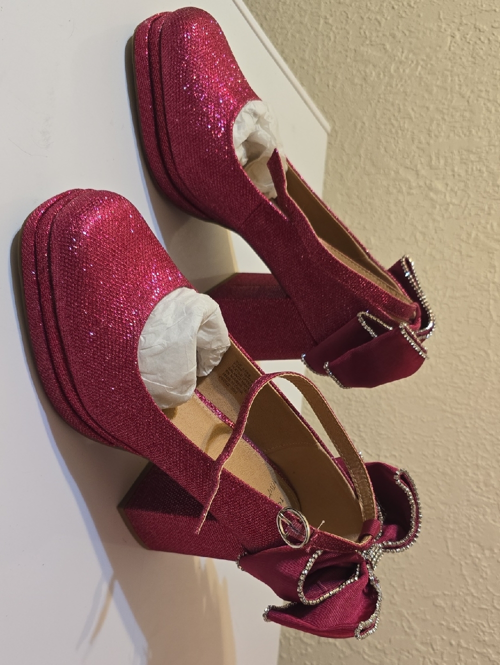 Betsey Johnson TORRID Pink Bow Back Heels Size 9.5 - Picture 4 of 10